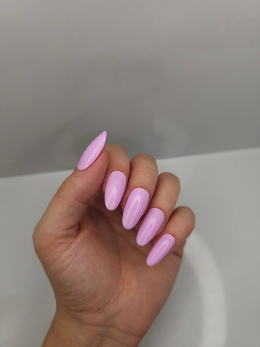 Dreamer Press On Nails